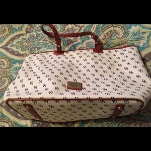 Large Dooney and Bourke purse